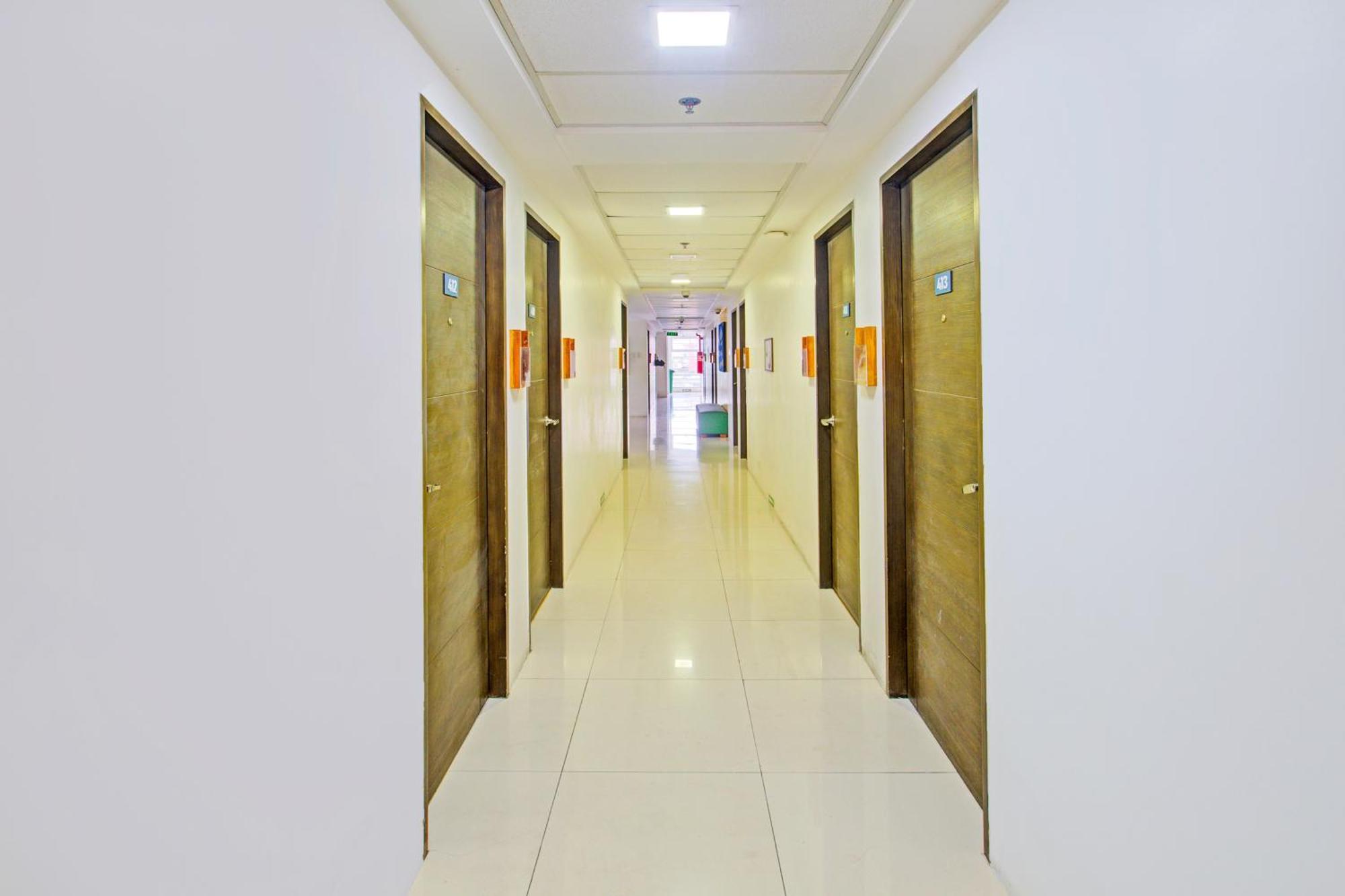 Collection O 1318 Residences, University Belt, Metro Manila Exterior foto